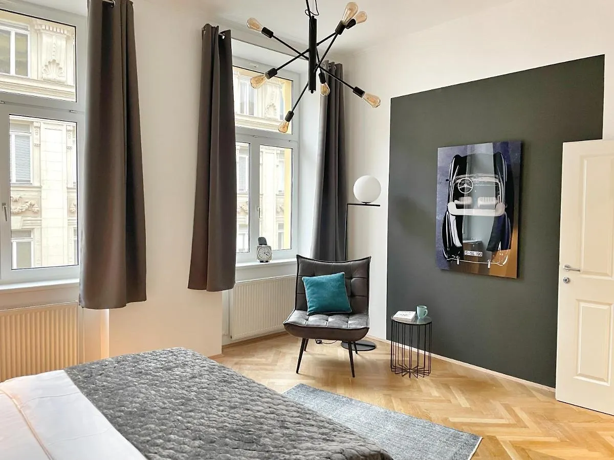 Loft2Be, Vienna City Loft For 8
